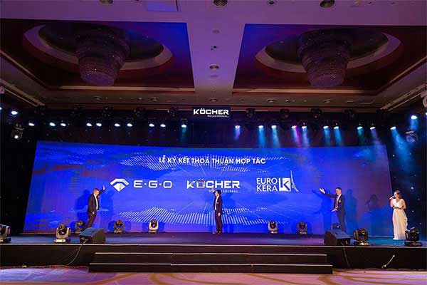 bep-tu-duc-nhap-khau-h8 Kocher hợp tác với các tập đoàn lớn trên thế giới 2